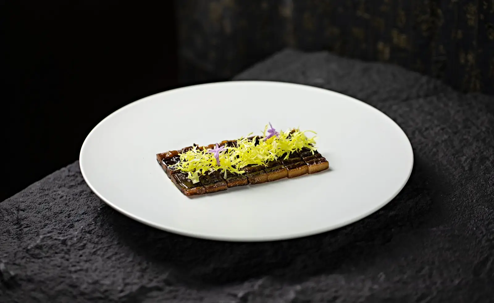 Fine dining at CrownalorResort